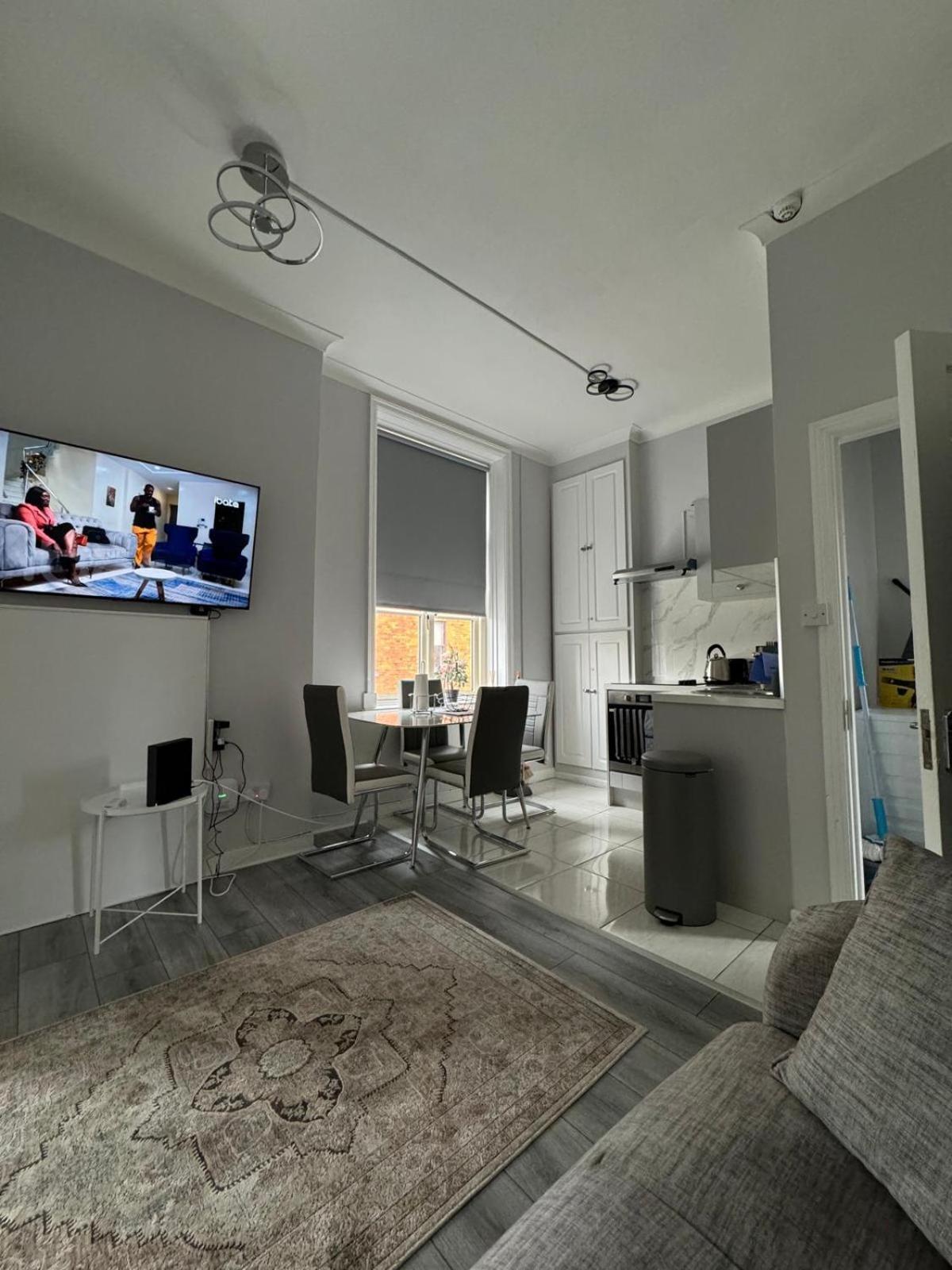 Modern 2-Bedroom Apartment-Dublin City Bagian luar foto