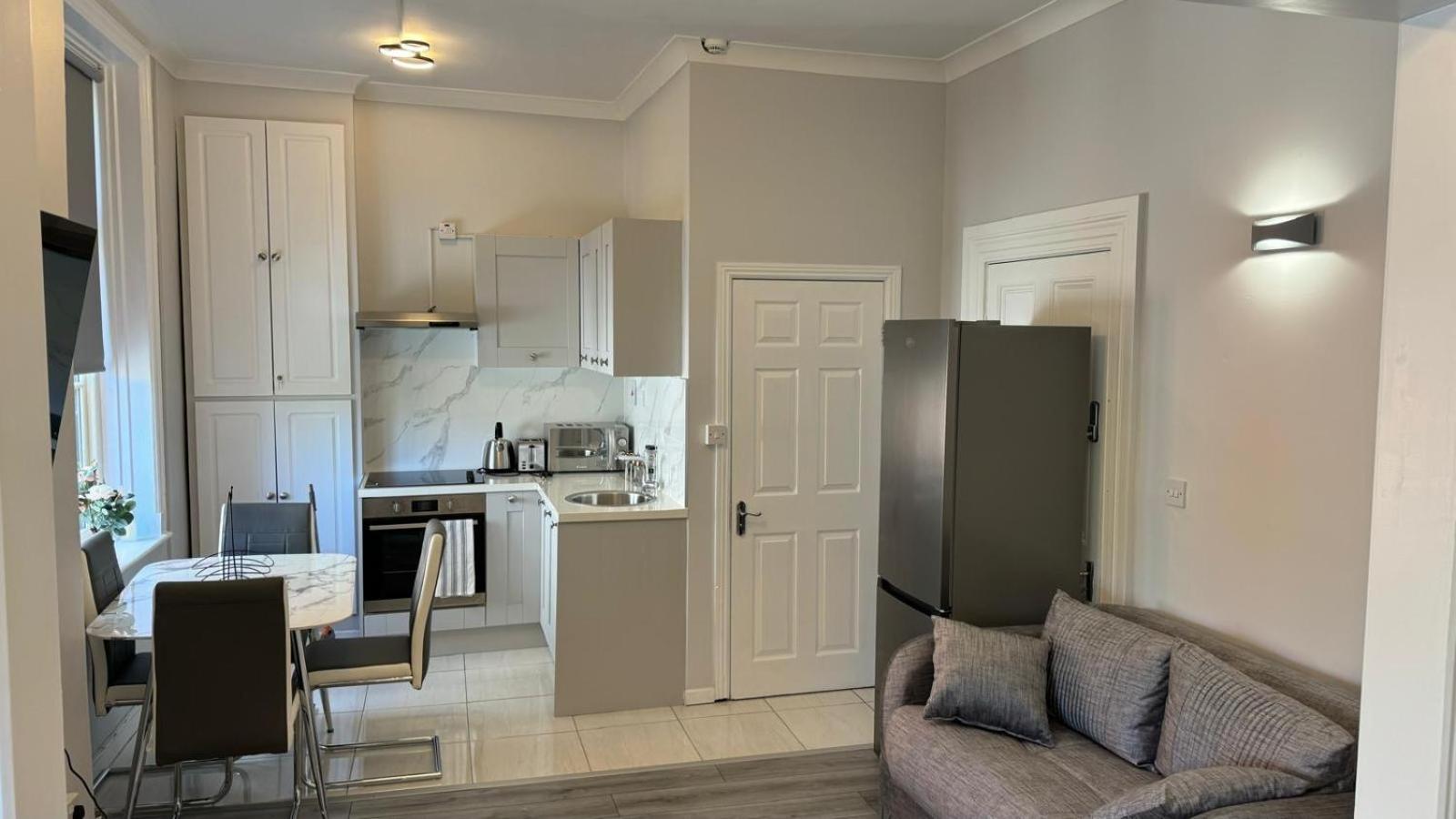 Modern 2-Bedroom Apartment-Dublin City Bagian luar foto